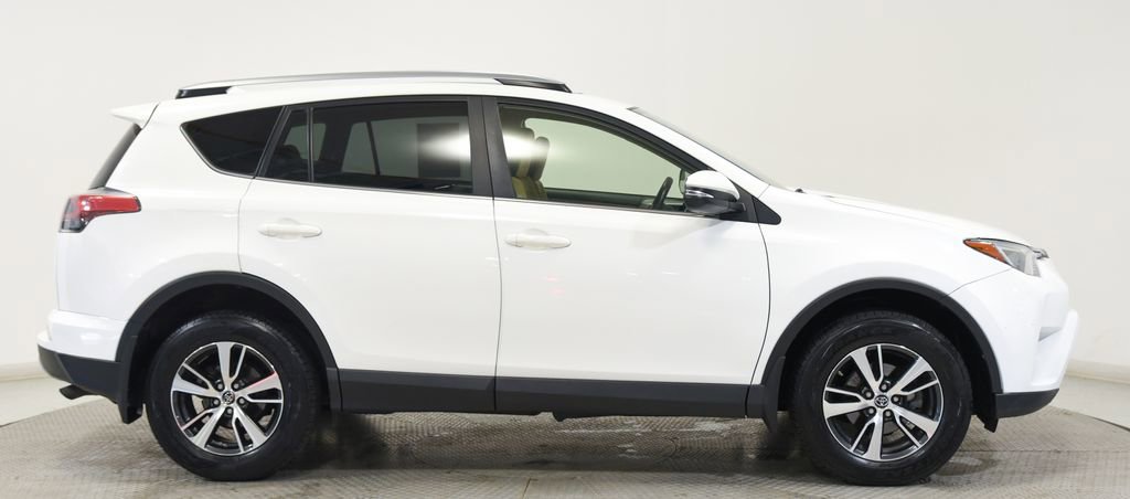 Used 2017 Toyota RAV4 XLE w/ All Weather Liner Package AWD/4WD image 12