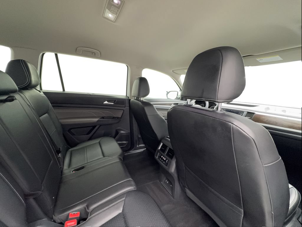 Used 2021 Volkswagen Atlas SE w/ Towing Package FWD image 27