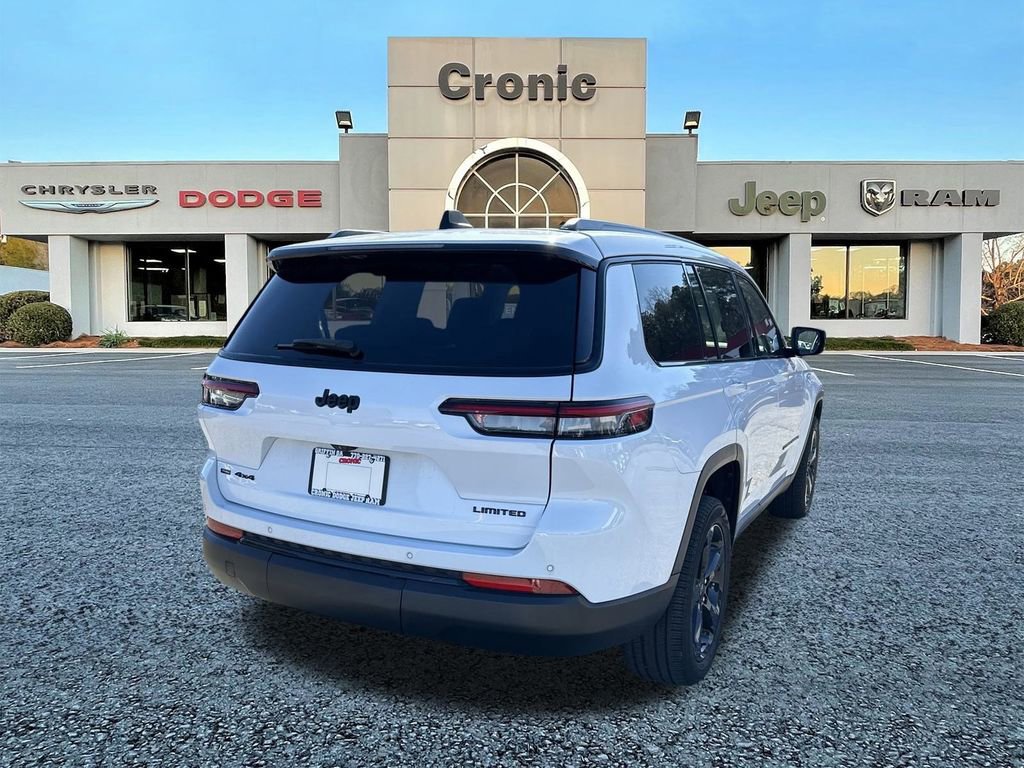 Used 2023 Jeep Grand Cherokee L Limited w/ Black Appearance Package image 3