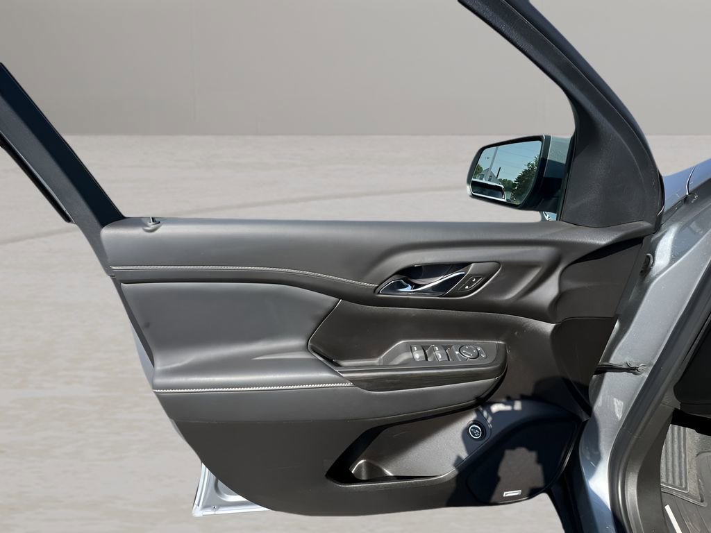 Certified 2023 GMC Acadia SLT w/ Trailering Package image 22