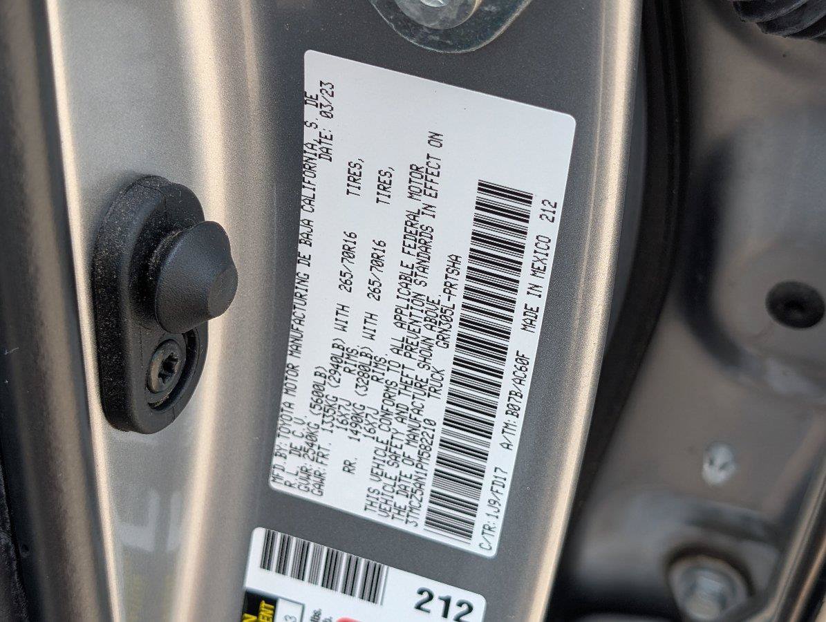 Used 2023 Toyota Tacoma TRD Off-Road AWD/4WD image 15