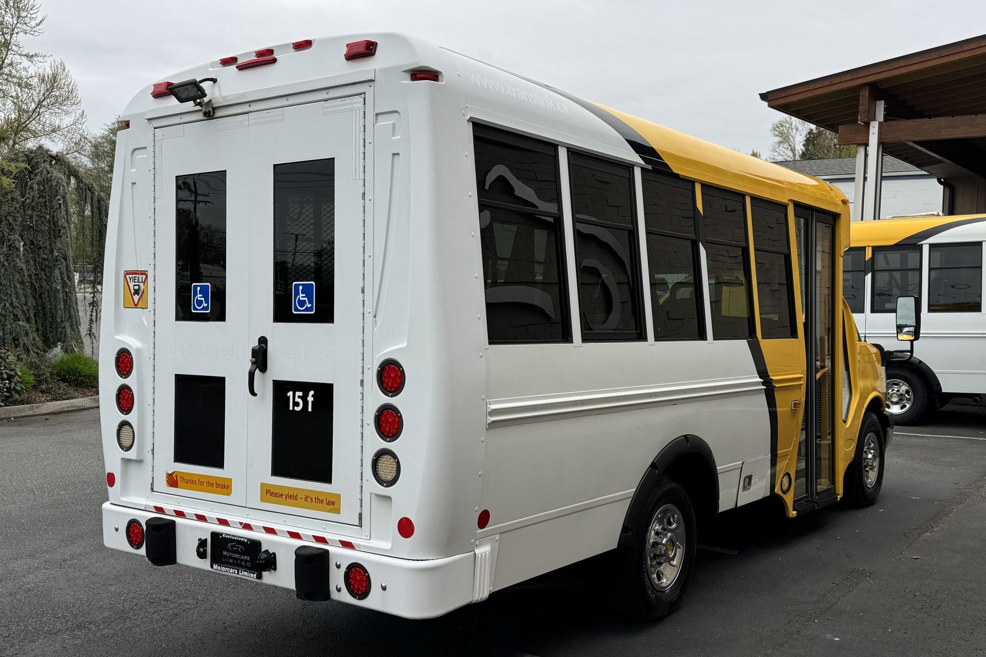Used 2014 Chevrolet Express 3500 RWD image 4