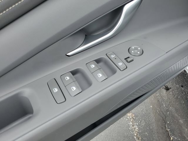 Certified 2024 Hyundai Elantra SEL w/ Convenience Package FWD image 20