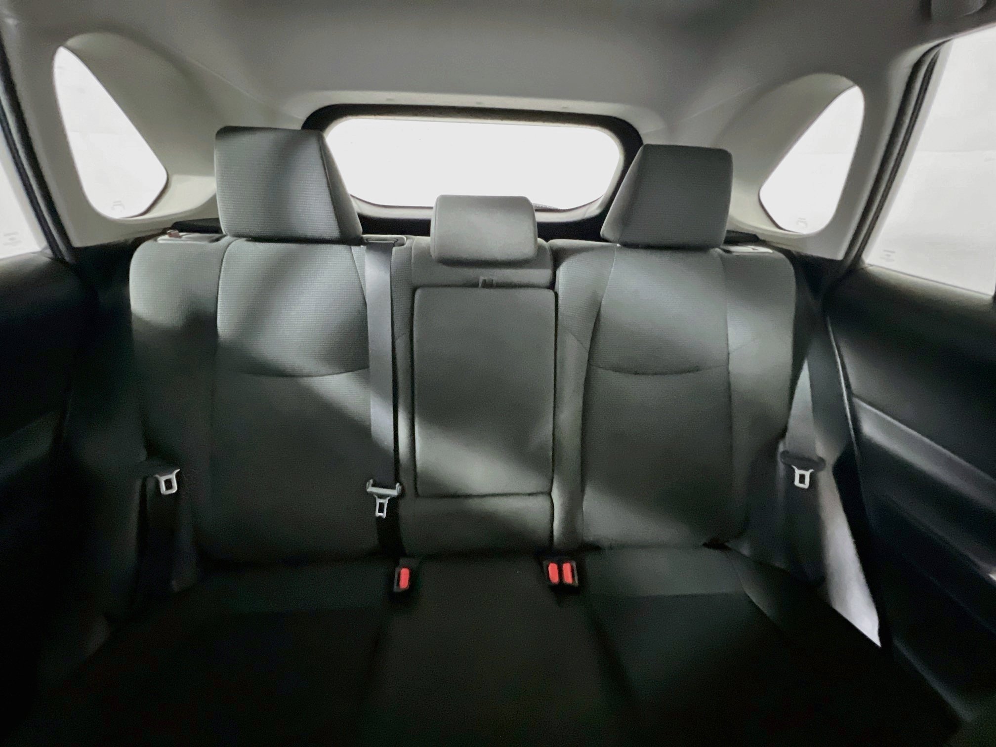 Used 2022 Toyota RAV4 LE FWD image 29