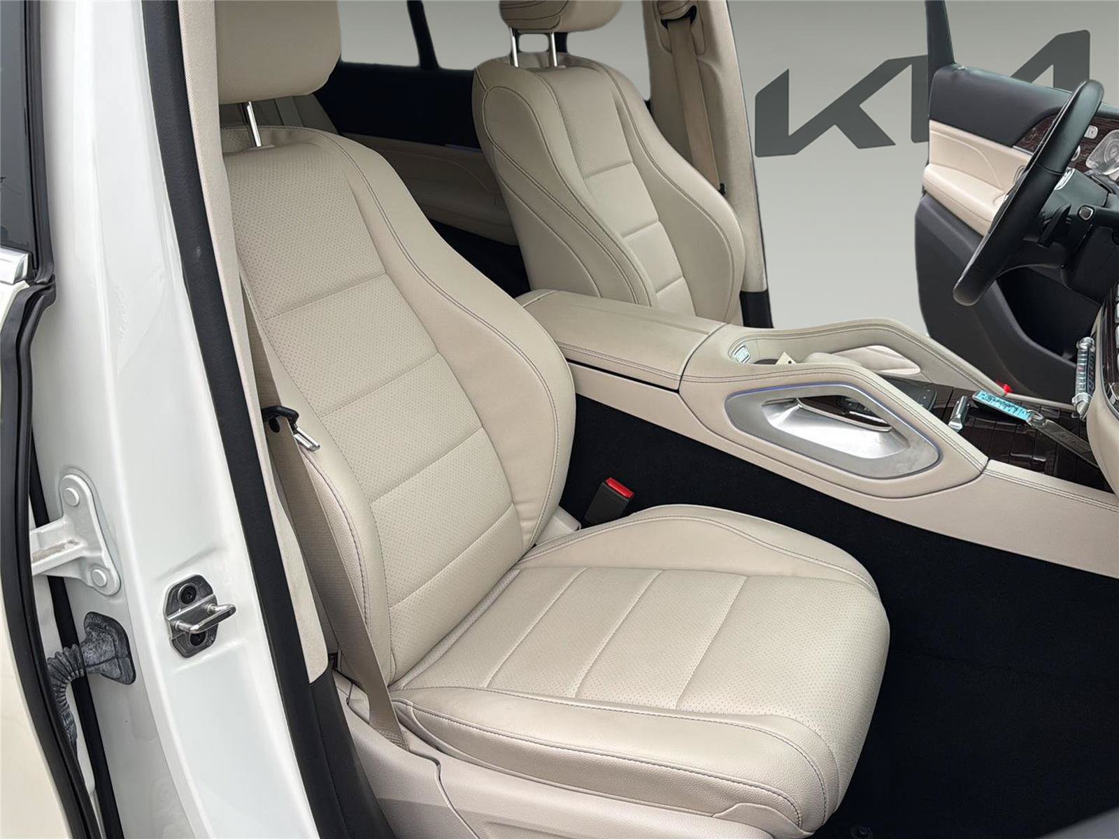 Used 2023 Mercedes-Benz GLE 450 4MATIC w/ AMG Line Exterior image 33