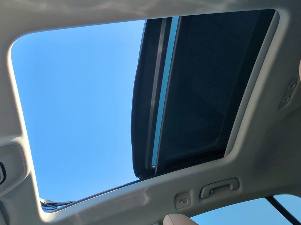 Used 2019 Audi Q8 Premium Plus w/ Premium Plus image 20