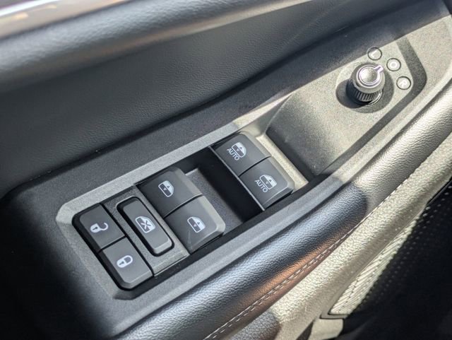 Used 2023 Jeep Grand Cherokee L Limited AWD/4WD image 26