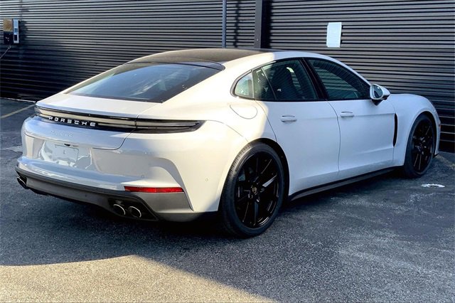 New 2026 Porsche Panamera 4 image 10