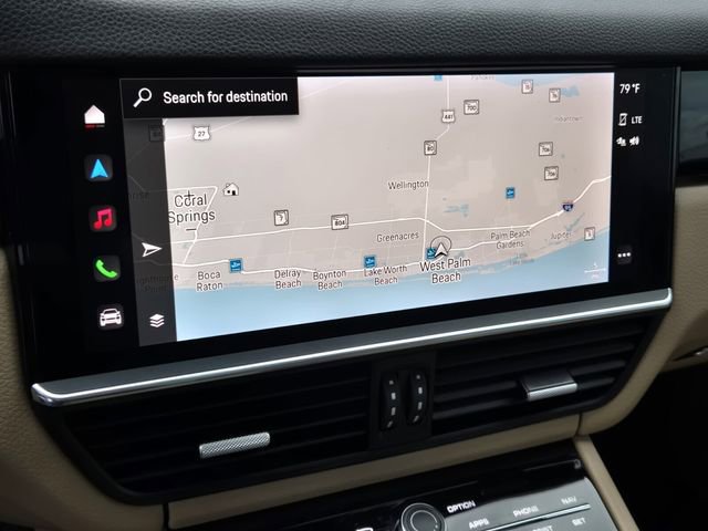 Used 2022 Porsche Cayenne image 17