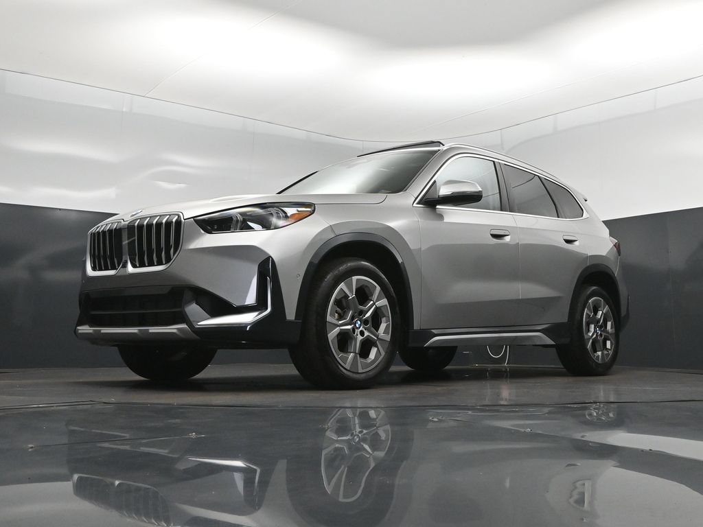Certified 2025 BMW X1 xDrive28i AWD/4WD image 38