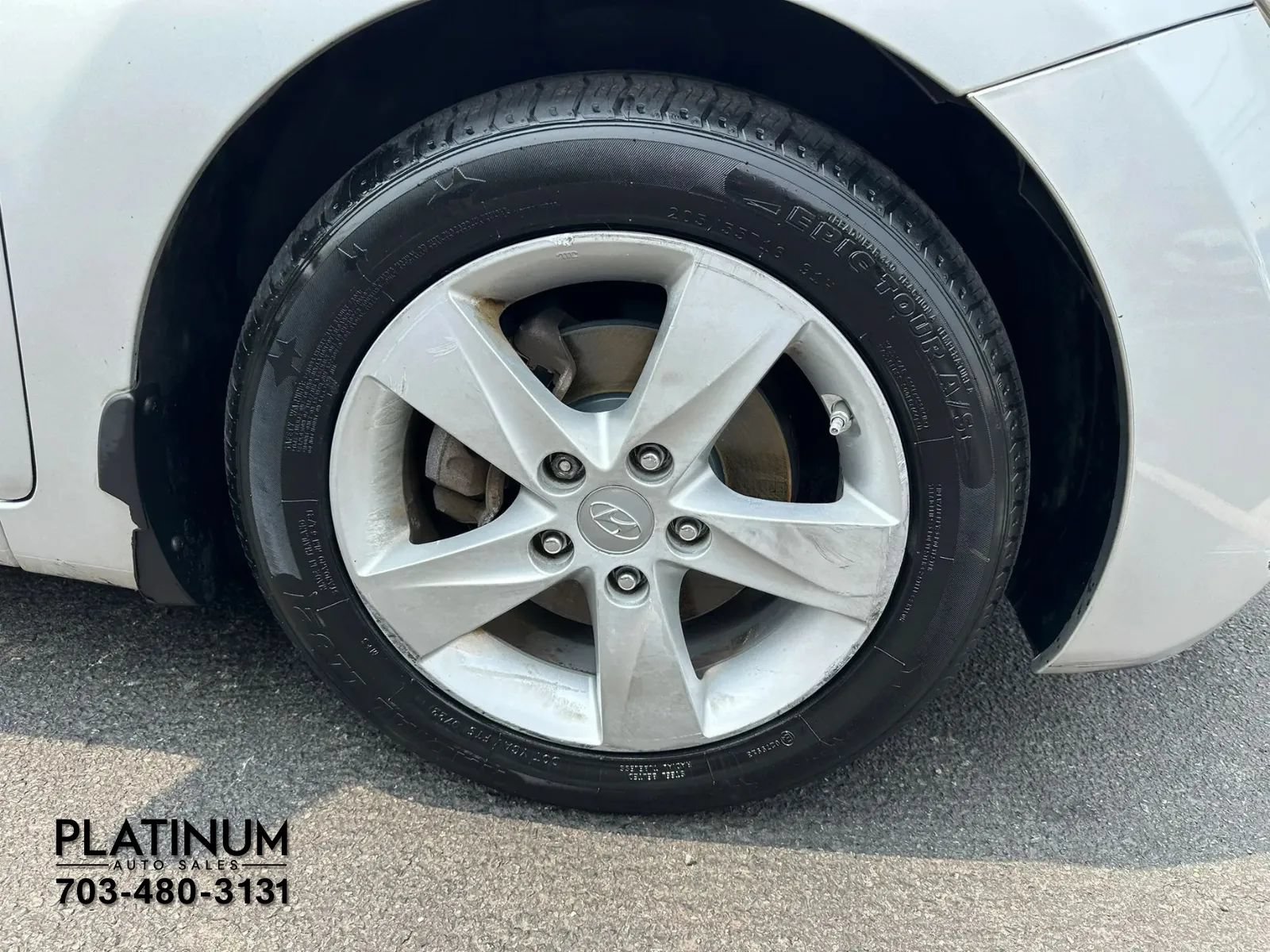 Used 2012 Hyundai Elantra GLS w/ Preferred Pkg 3 FWD image 19