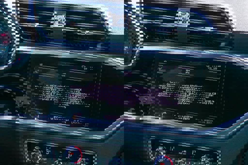 Used 2023 Audi Q3 2.0T Premium image 13