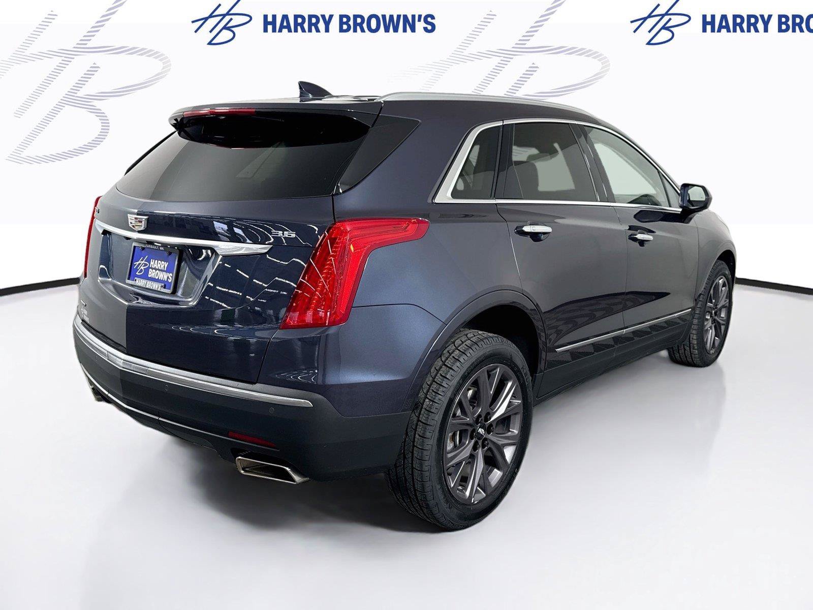 Used 2019 Cadillac XT5 Luxury w/ Advanced Security Package AWD/4WD image 32