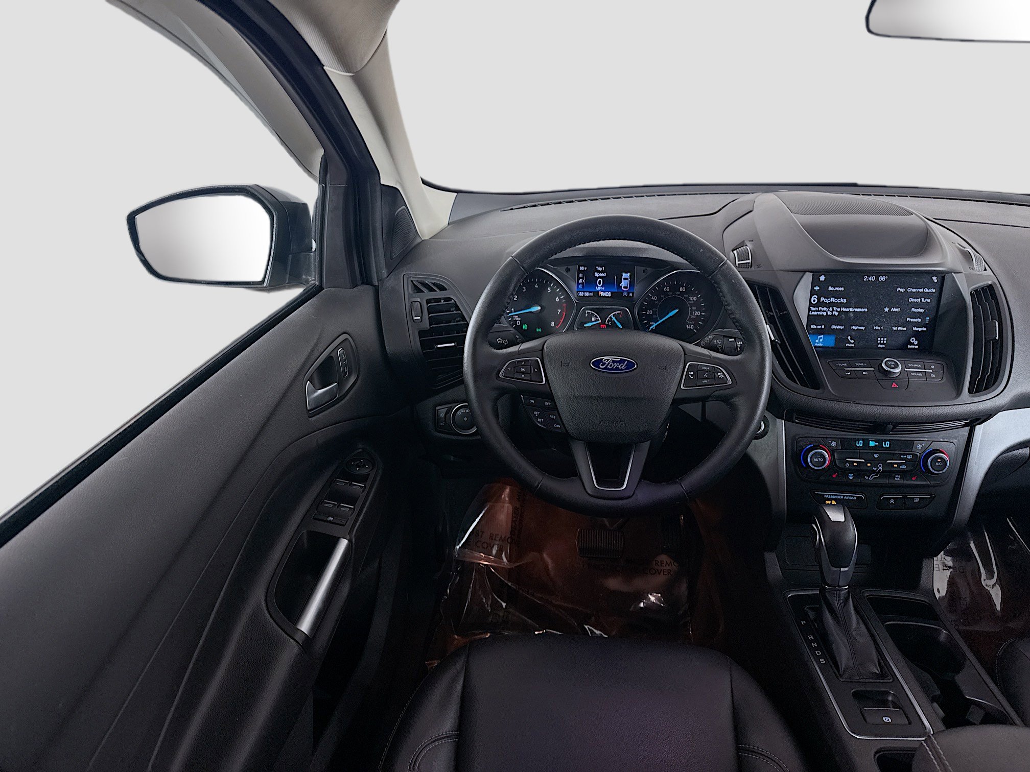 Used 2019 Ford Escape SEL image 17