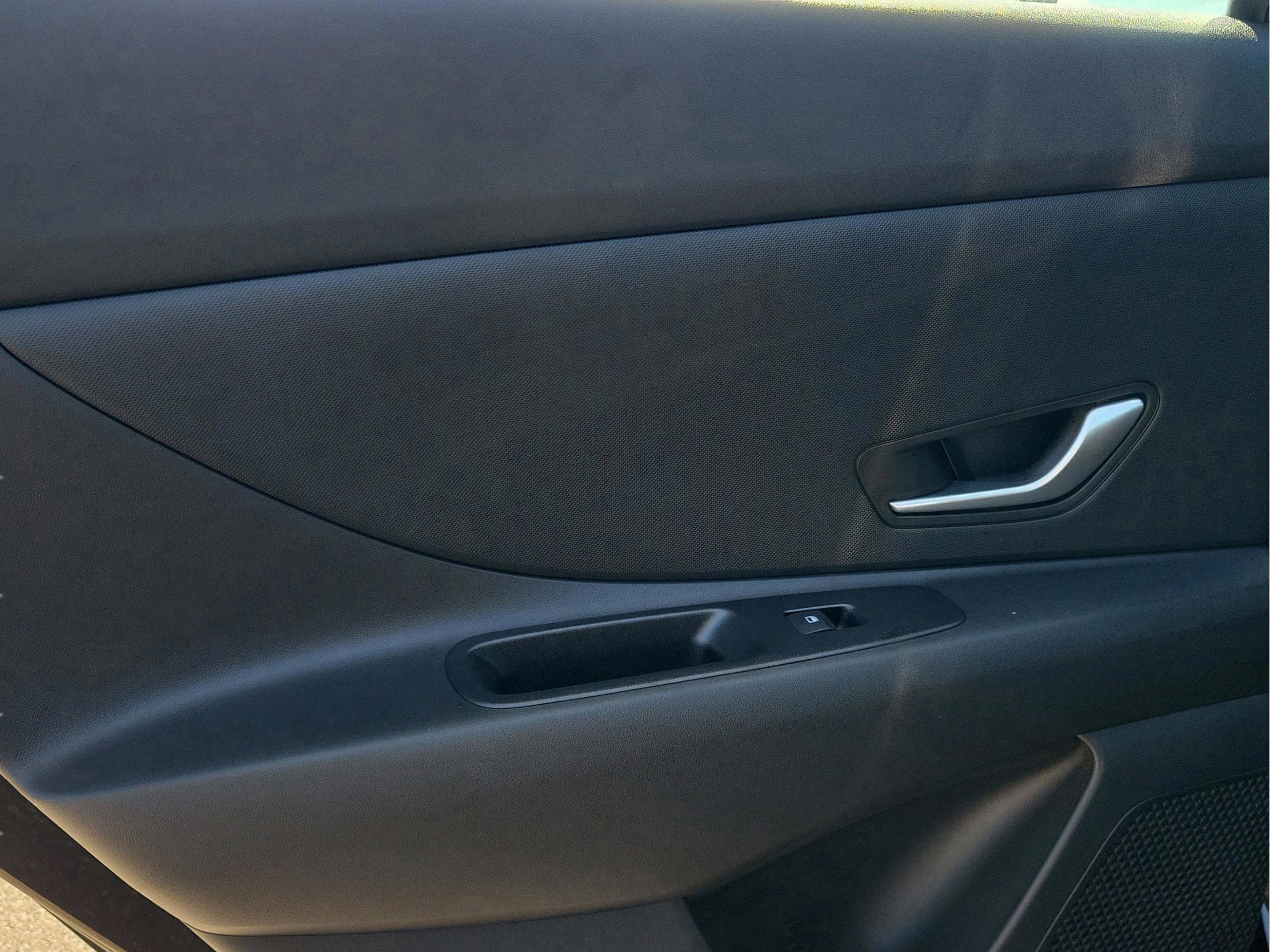 New 2026 Hyundai Elantra SE image 30