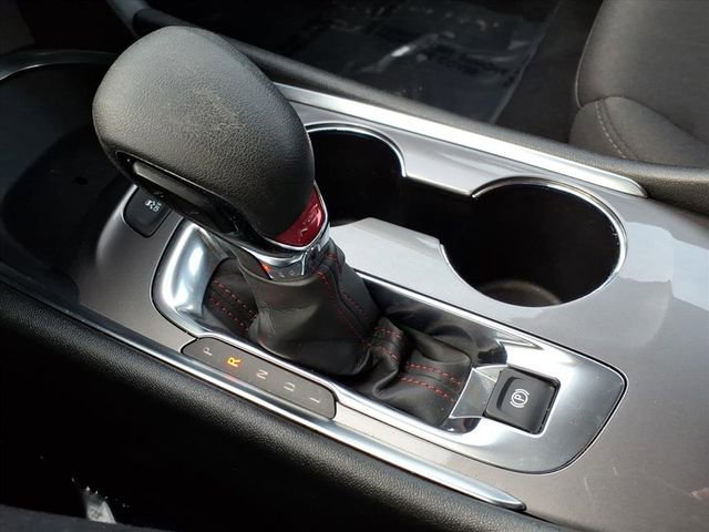 Used 2022 Chevrolet Malibu RS image 23