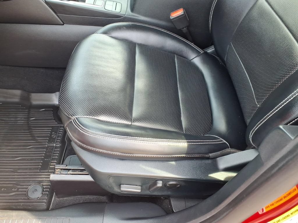 Used 2020 Ford Escape SEL AWD/4WD image 10