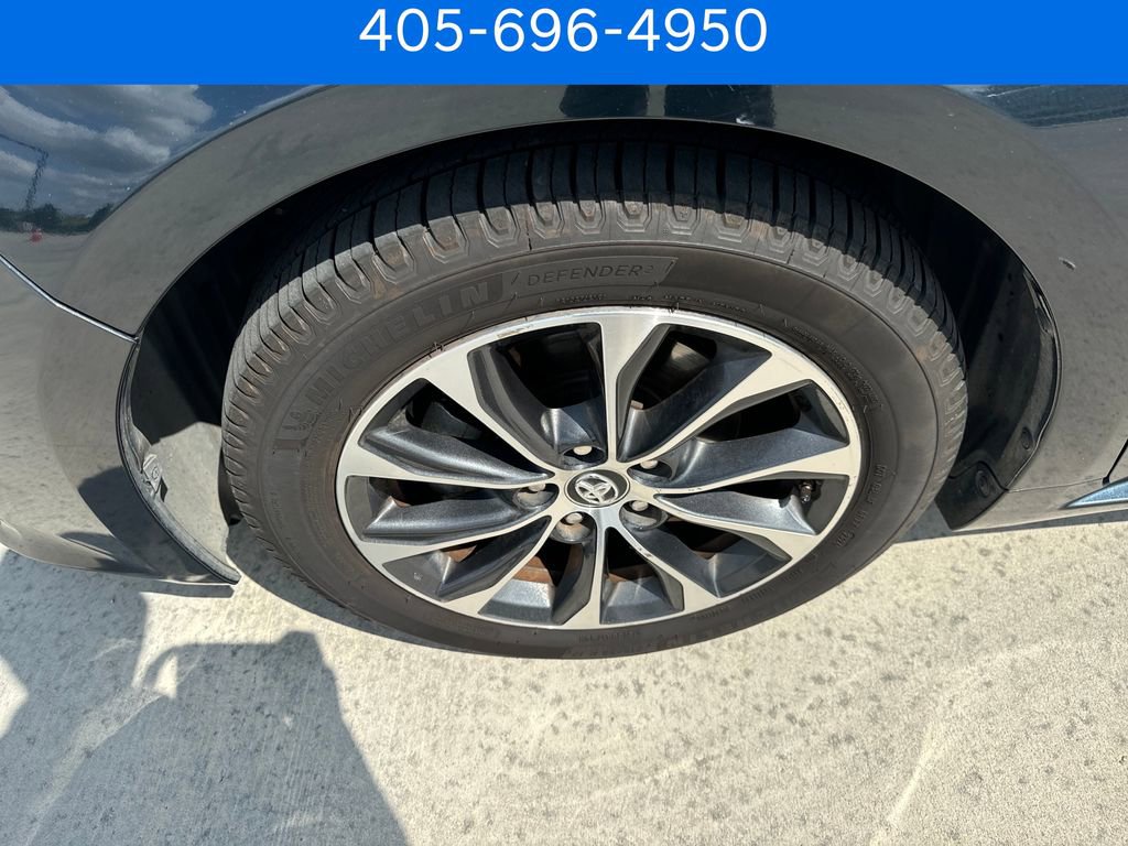Used 2017 Toyota Avalon XLE FWD image 27
