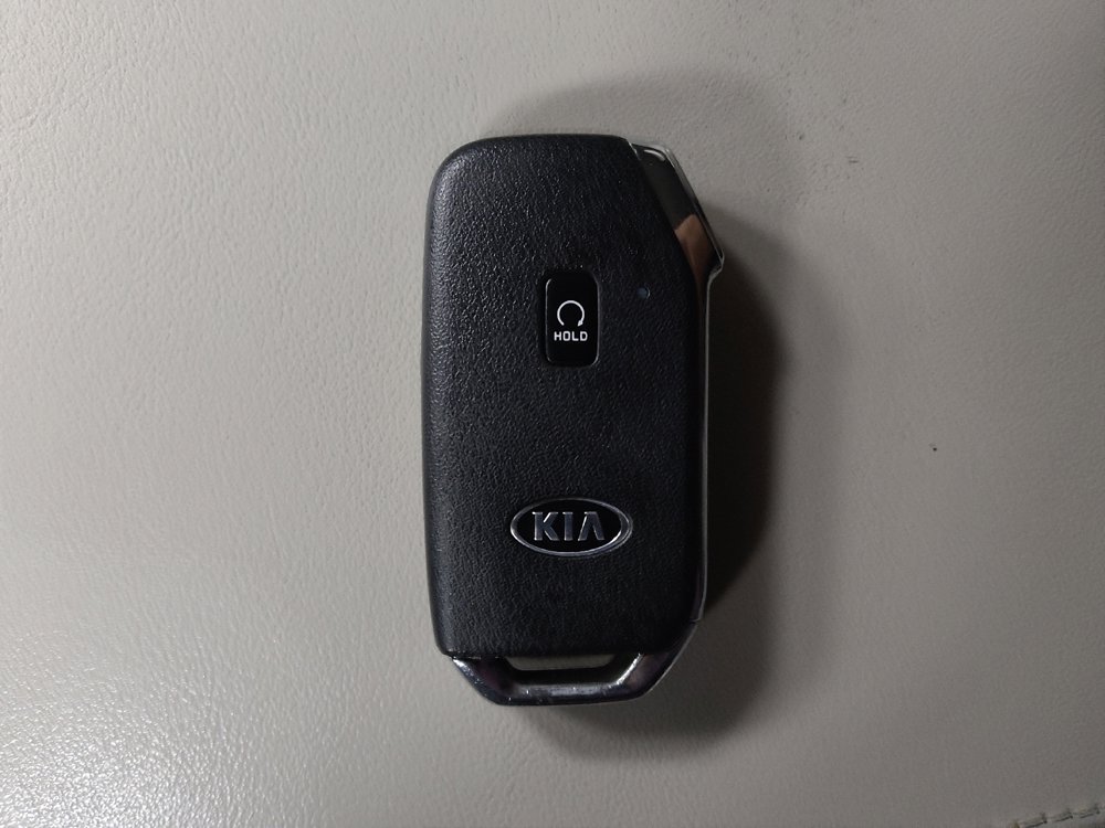 Used 2022 Kia Sorento EX w/ Panoramic Sunroof Package image 32