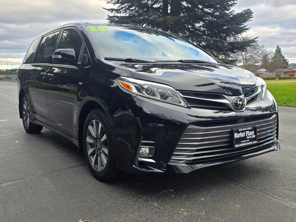 Used 2020 Toyota Sienna Limited image 8