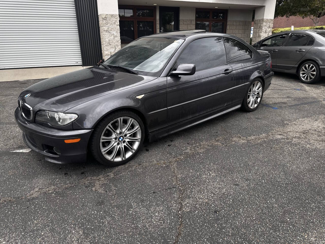Used 2005 BMW 330Ci Coupe RWD image 1