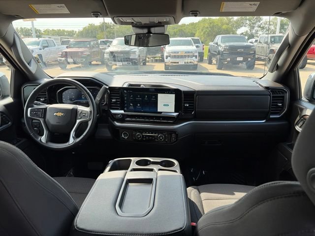 Used 2024 Chevrolet Silverado 1500 LT AWD/4WD image 43