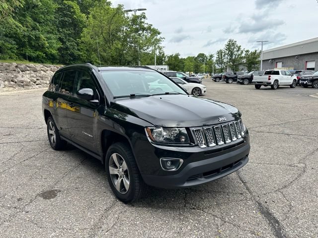 Used 2016 Jeep Compass High Altitude AWD/4WD image 7