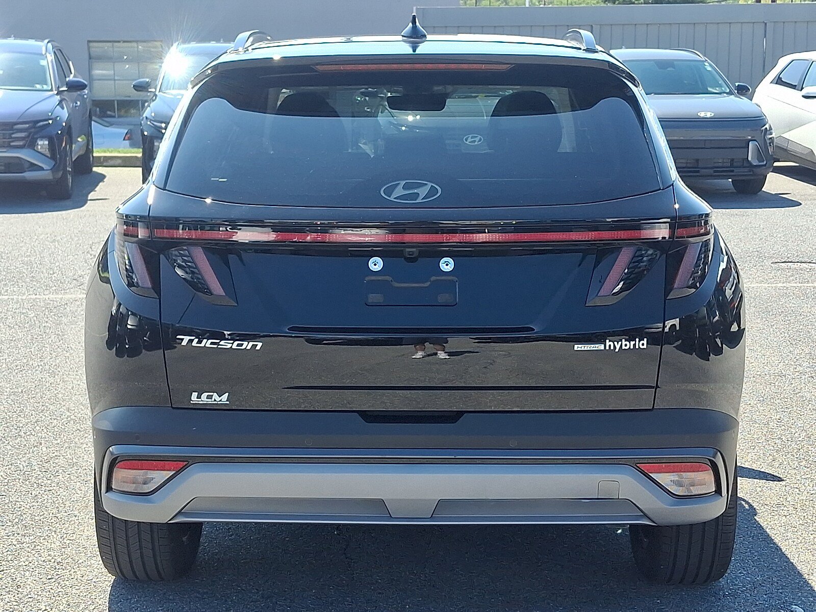 Certified 2025 Hyundai Tucson Limited AWD/4WD image 6
