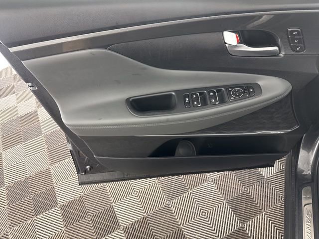 Used 2021 Hyundai Santa Fe Limited image 22