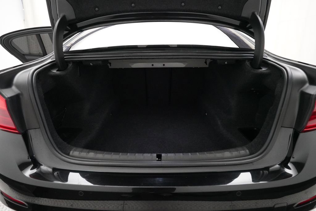 Used 2018 BMW 540i xDrive image 10