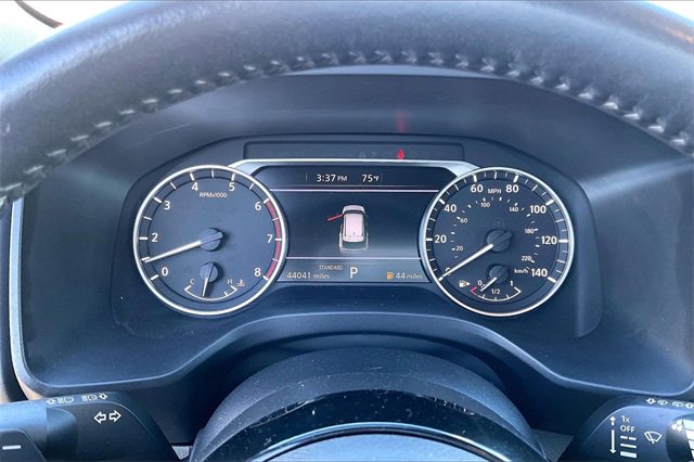 Certified 2022 Nissan Rogue SV w/ SV Premium Package image 20