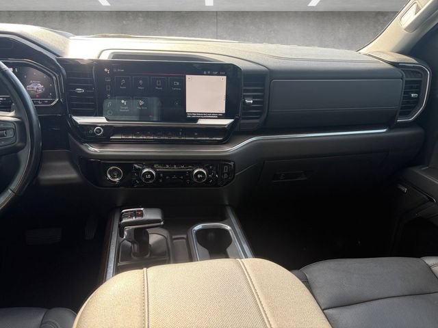 Used 2023 GMC Sierra 1500 SLT RWD image 3