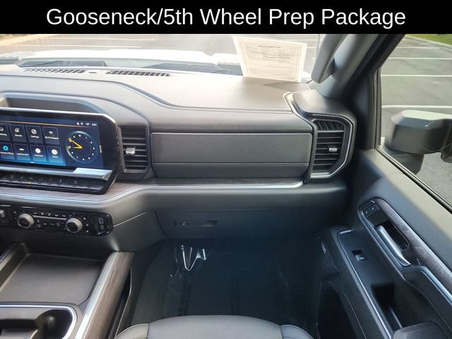 Used 2024 Chevrolet Silverado 3500 LTZ w/ LTZ Plus Package AWD/4WD image 24