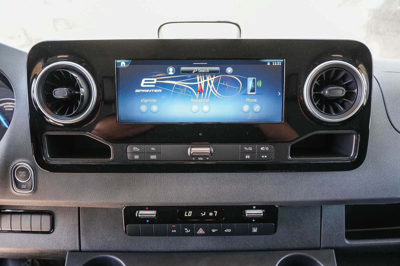 New 2025 Mercedes-Benz eSprinter 170 Cargo image 18