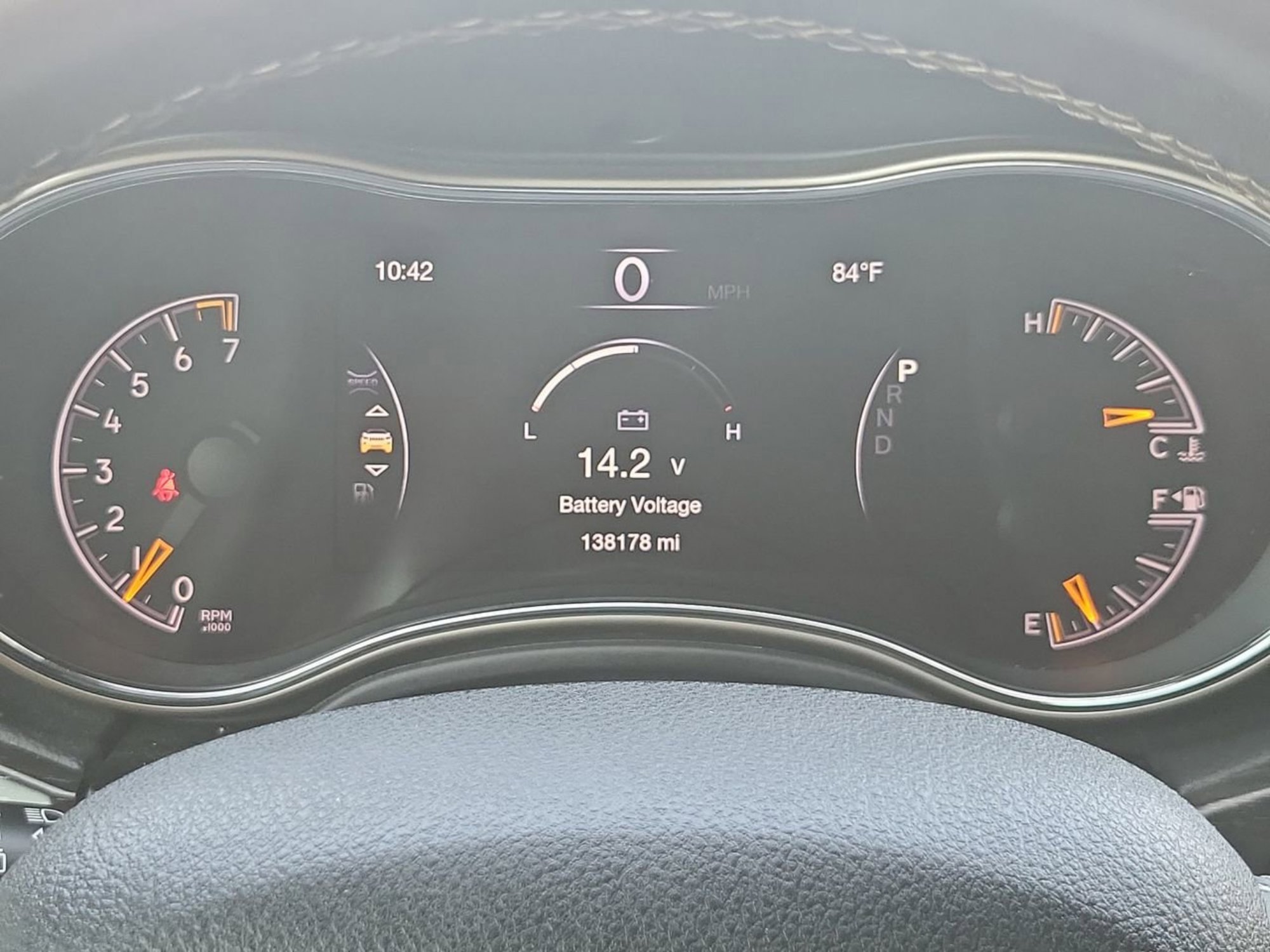 Used 2017 Jeep Grand Cherokee Limited w/ Luxury Group II image 32