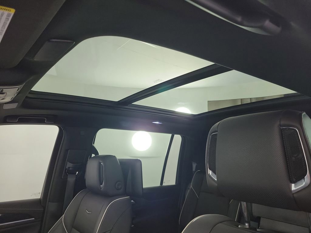 Used 2023 Cadillac Escalade ESV Sport w/ LPO, ONYX Package image 19