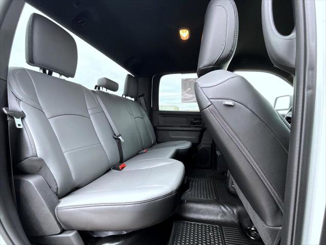 Certified 2024 RAM 3500 Tradesman w/ Chrome Appearance Group image 19