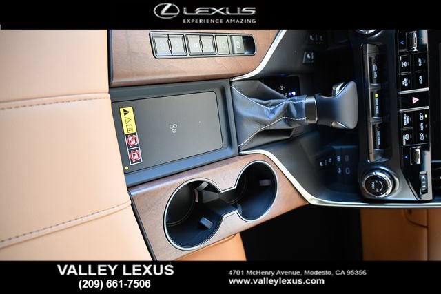 New 2026 Lexus LX 600 4WD w/ Luxury Package image 9