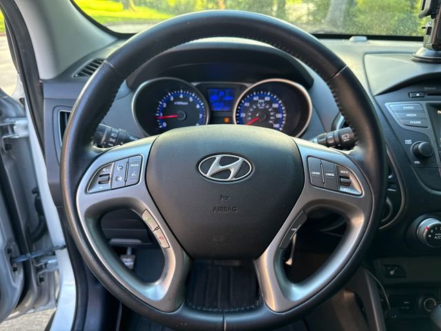 Used 2015 Hyundai Tucson SE image 15