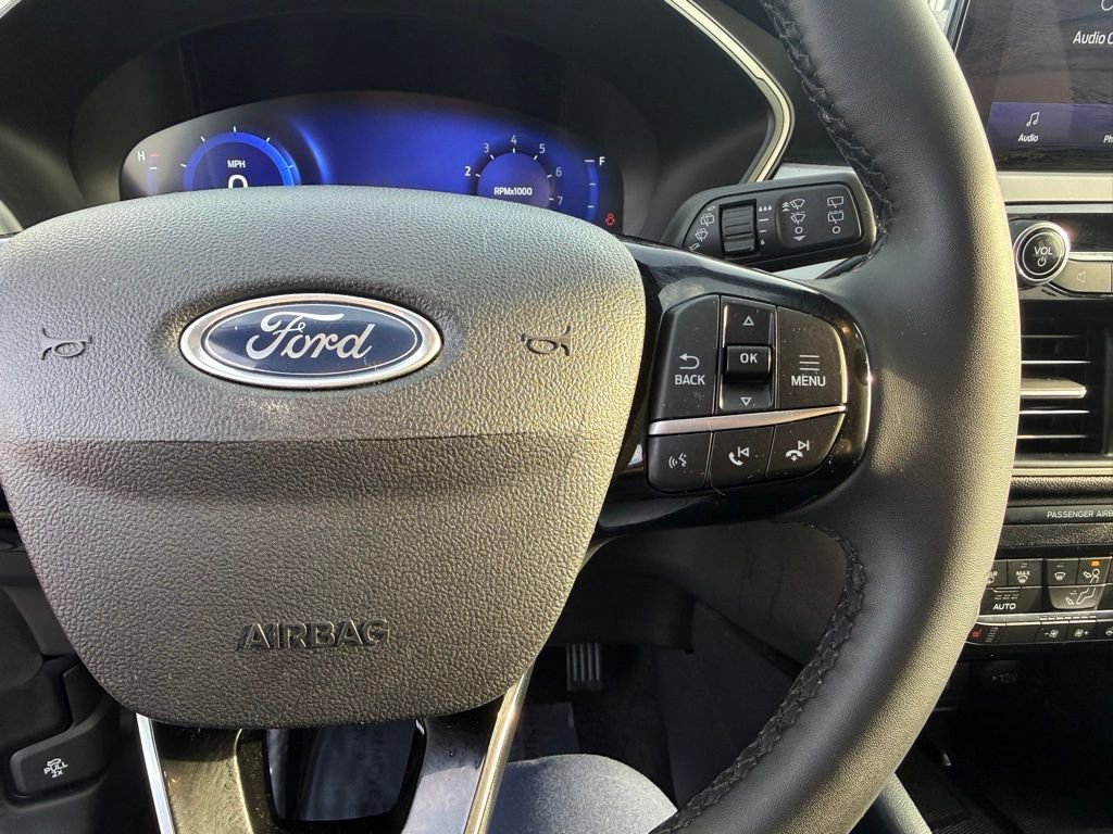 Used 2022 Ford Escape SEL w/ Technology Package image 25