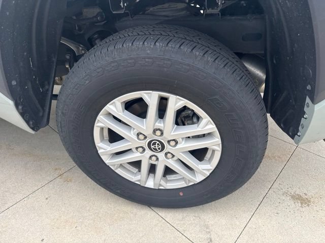 Used 2024 Toyota Tundra SR5 AWD/4WD image 11