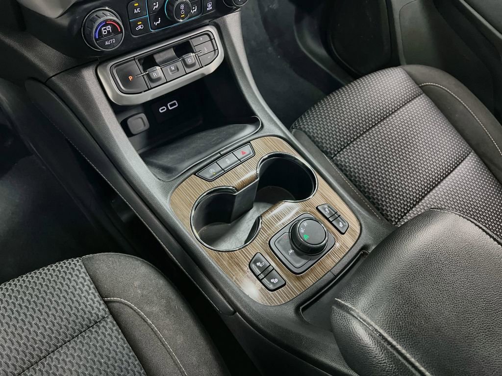 Used 2023 GMC Acadia SLE w/ Driver Convenience Package image 35