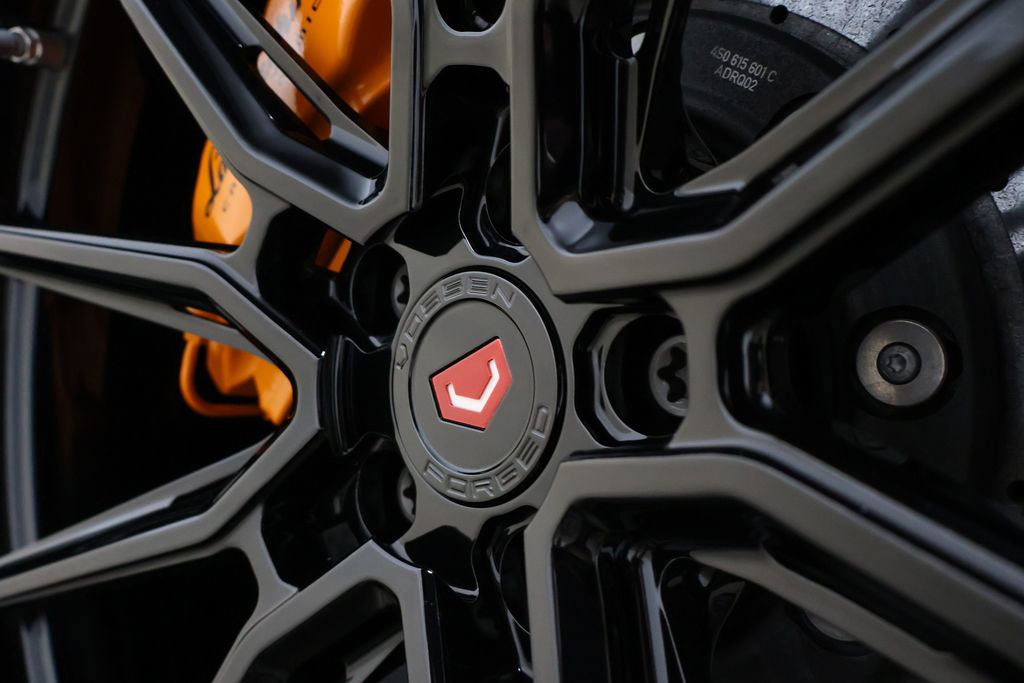 Used 2024 Lamborghini Huracan EVO image 90