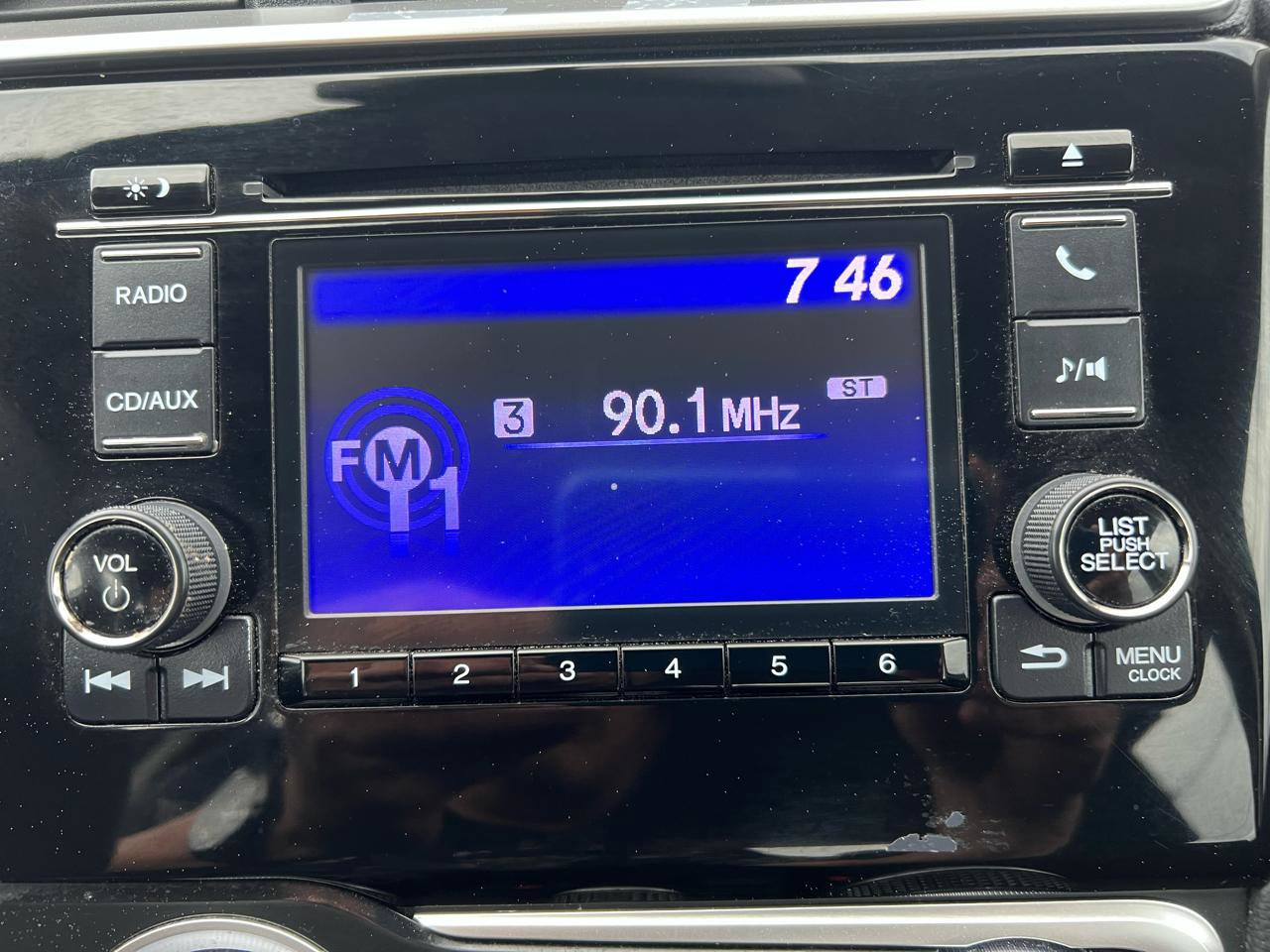 Used 2015 Honda Fit LX image 29