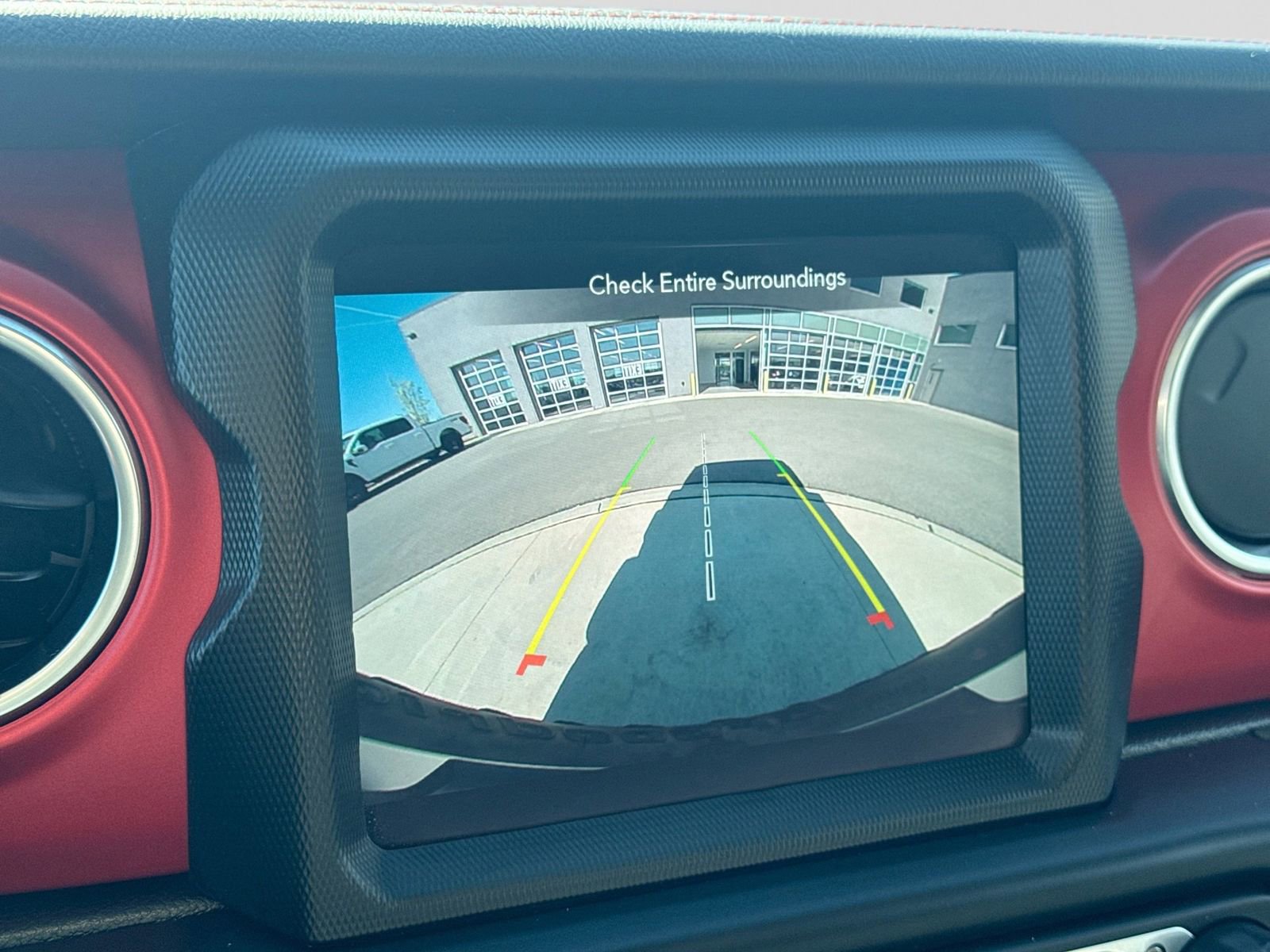 Used 2021 Jeep Wrangler Unlimited Rubicon w/ Uconnect 4C Nav & Sound Group AWD/4WD image 32