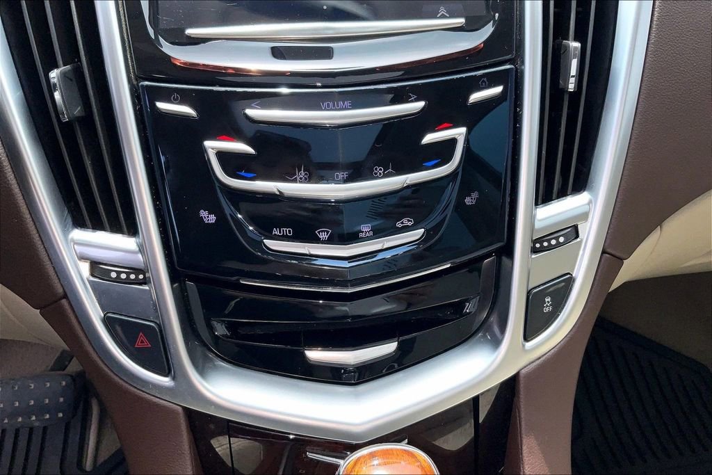 Used 2015 Cadillac SRX Luxury AWD/4WD image 32