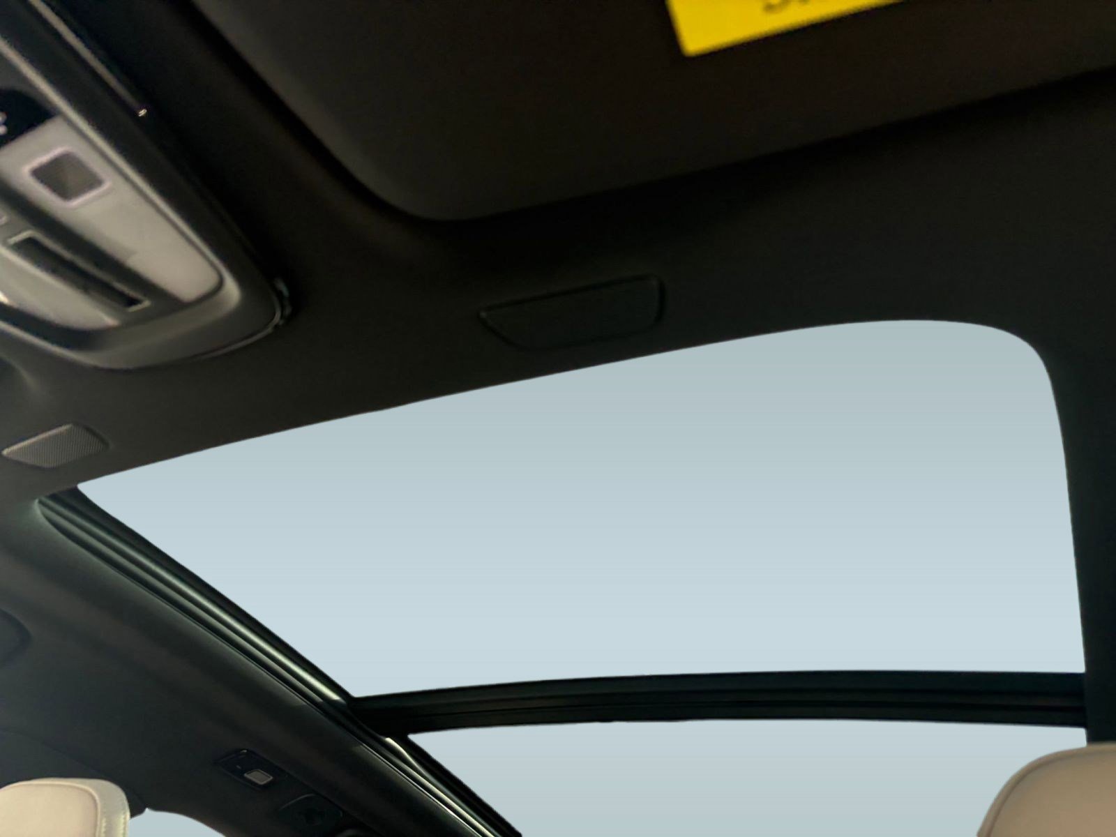 Certified 2026 Volvo XC60 B5 Plus w/ Protection Package Premier image 31