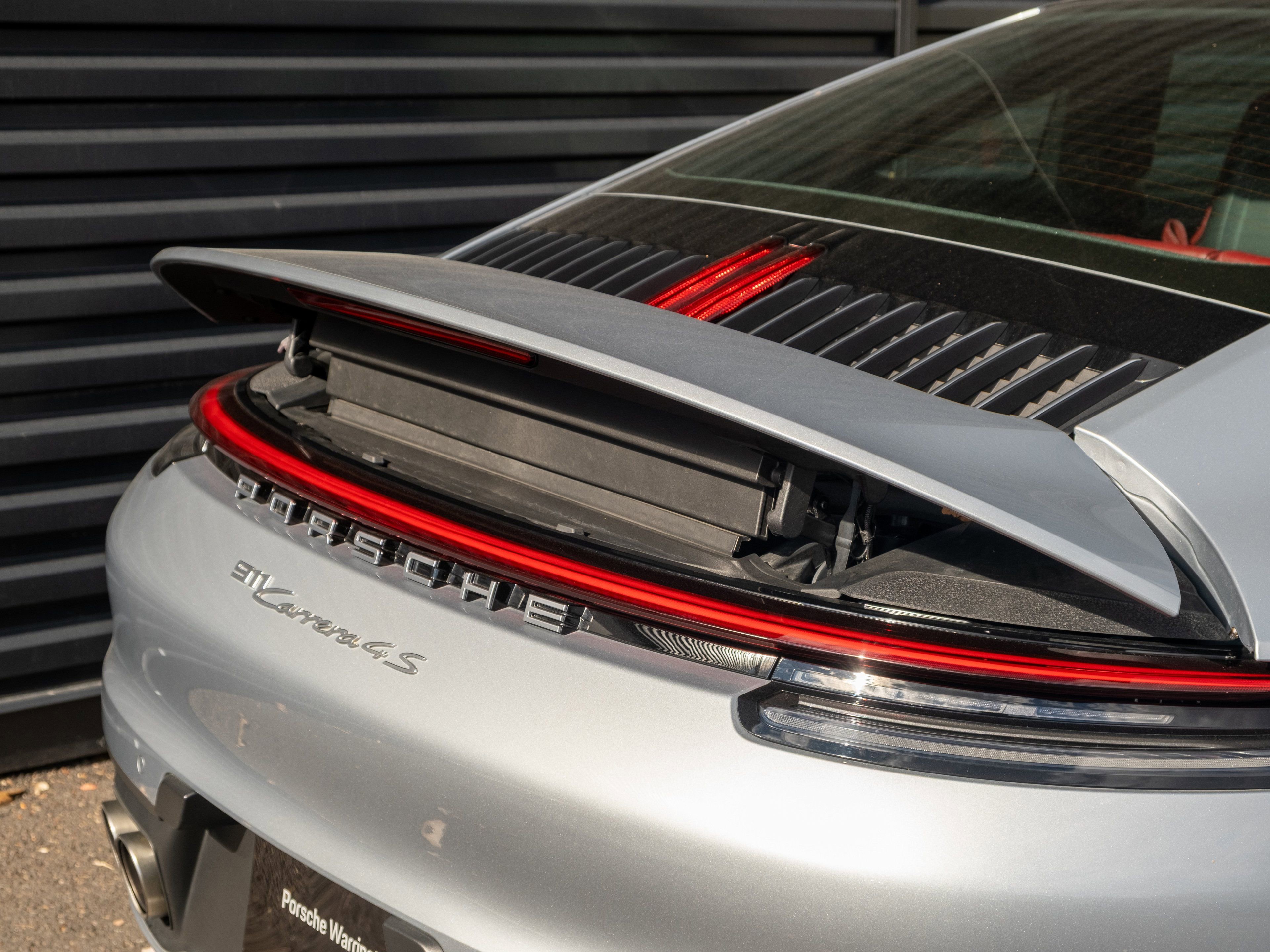 Certified 2020 Porsche 911 Carrera 4S AWD/4WD image 40