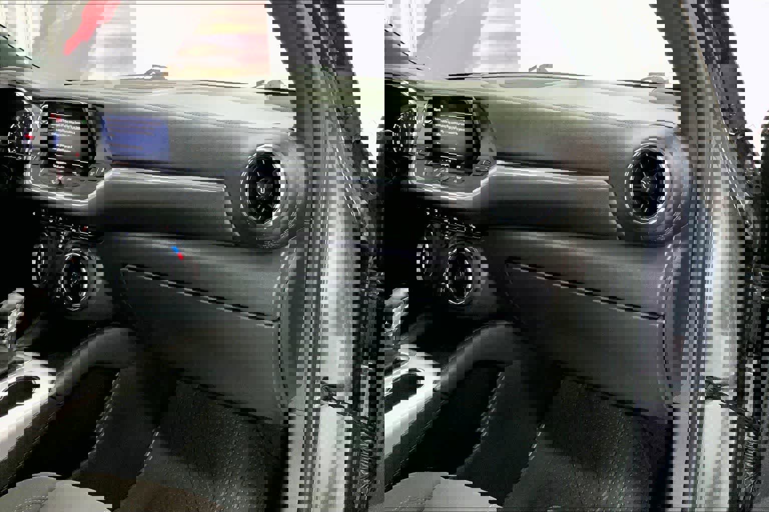 Used 2022 Chevrolet Blazer LT image 21