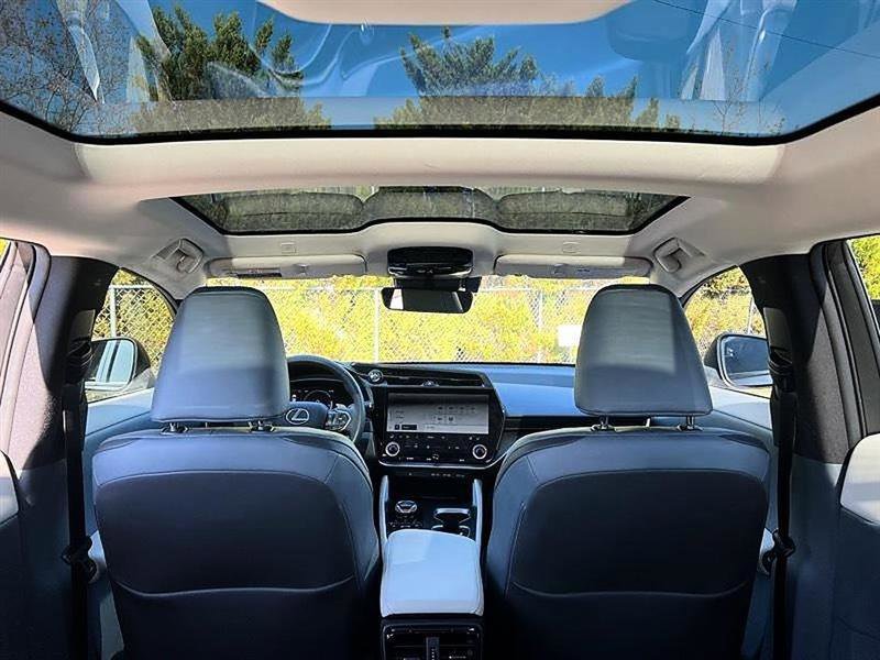 Used 2024 Lexus RZ 300e Premium w/ Accessory Package (Z1) image 46